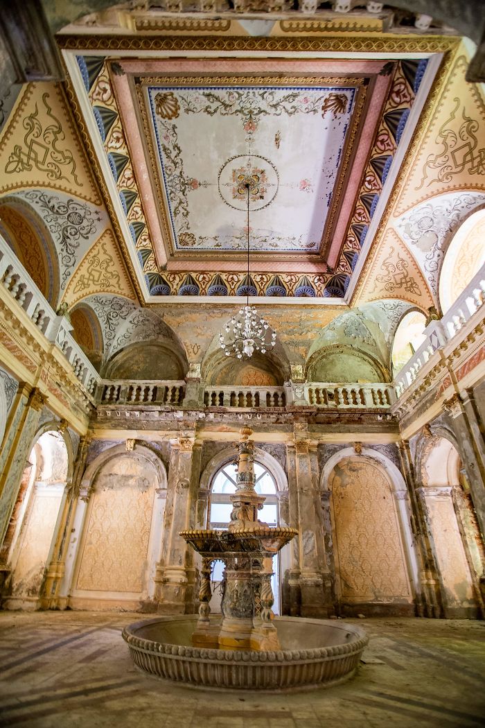 Prompted By The Success Of My Previous Article On Bored Panda, I Started A Reactivation Project To Help Preserve The Stunning Abandoned Baths In Herculane, Romania