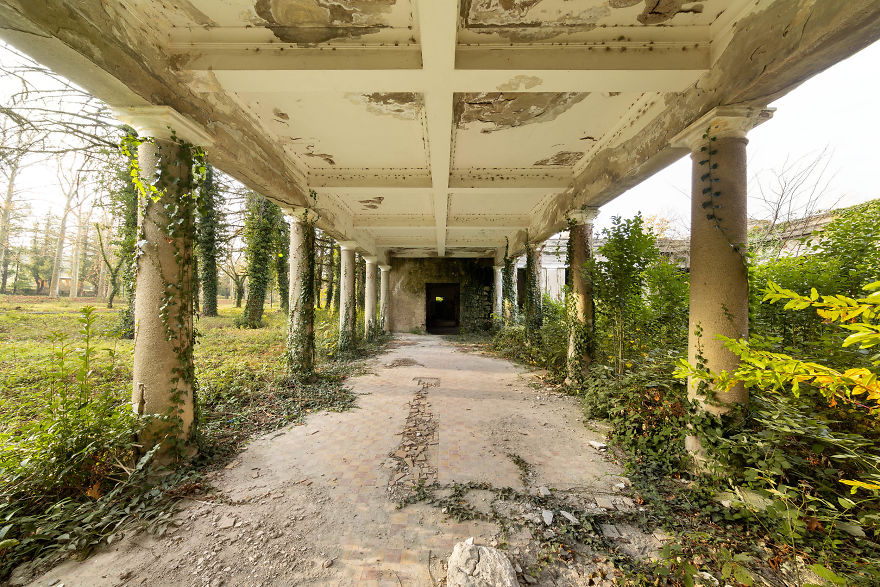  visited abandoned soviet-era spas georgia pics 