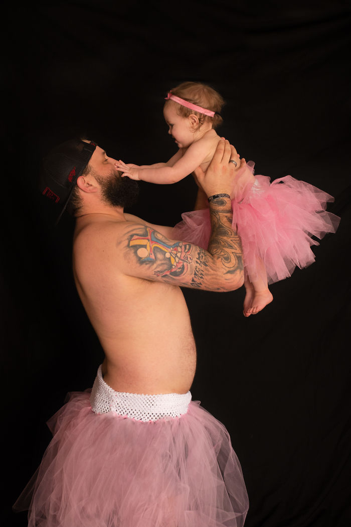  wholesome photoshoot where dad daughter are both 