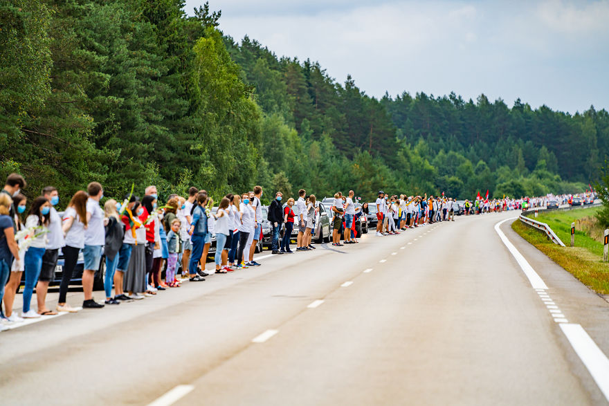 I Joined Hands In The Freedom Way With 50,000 Lithuanians In Solidarity With The Belarusian Fight For Freedom (33 Pics)