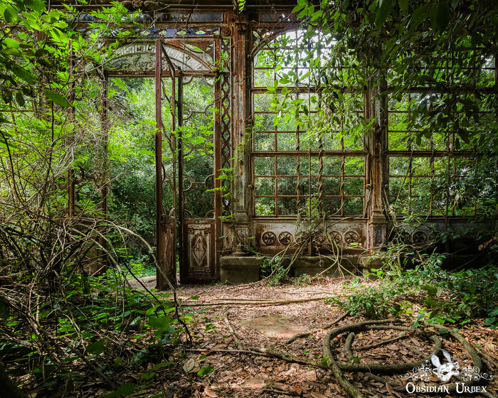 I Explored Over 37 Abandoned Buildings In Italy, Here Are My 32 Favorite Photos
