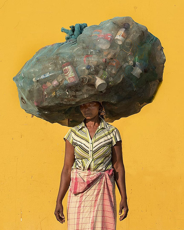 Studio On The Street- Photographer Captures Everyday Life In Mozambique (106 Pics)