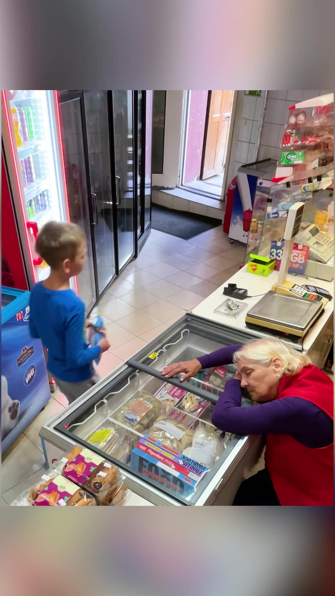 Sleeping Cashier Reveals Customers' True Colors — Wait Until You See What Happens Next