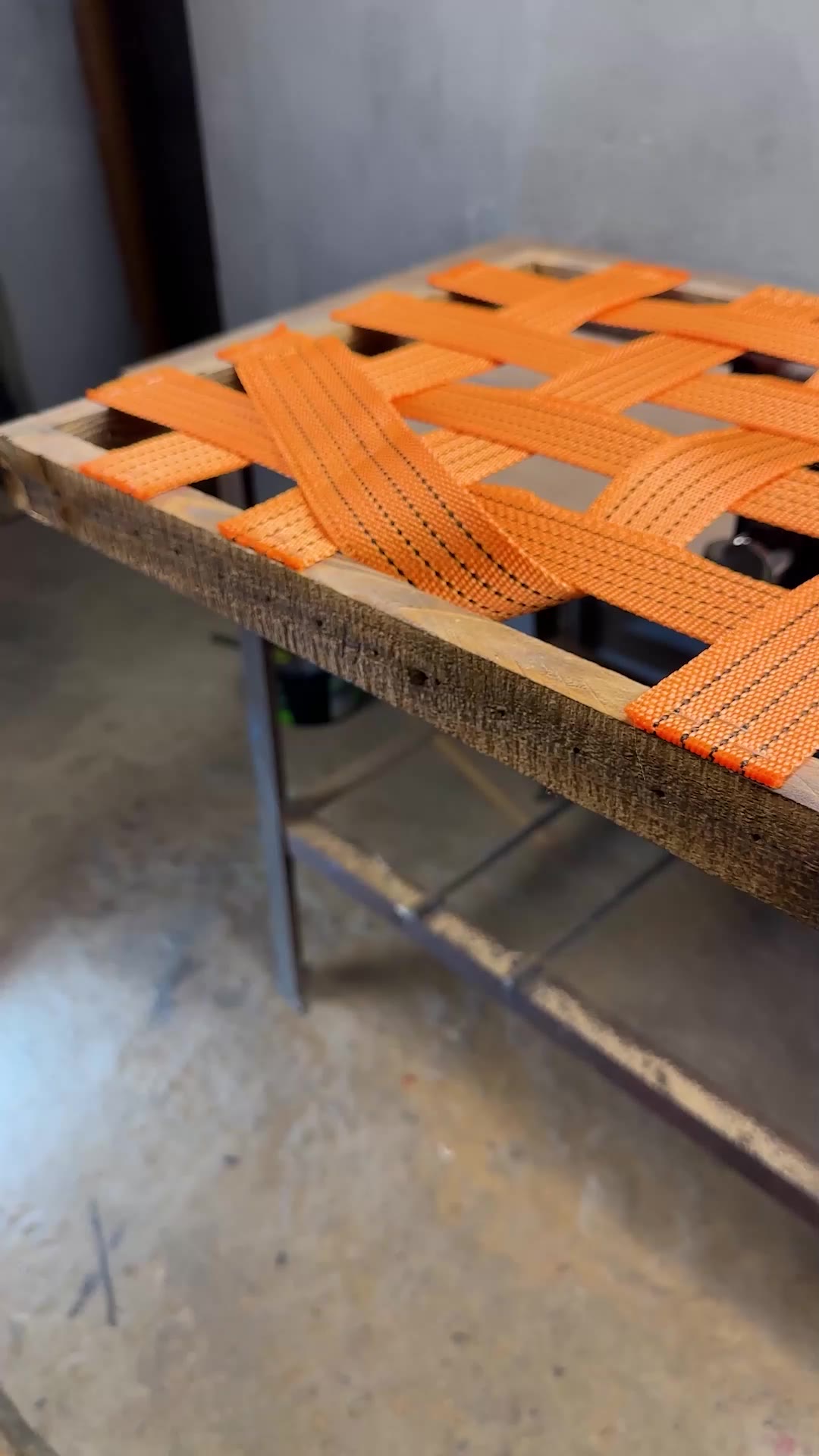 Bed Upholstery Webbing Tip