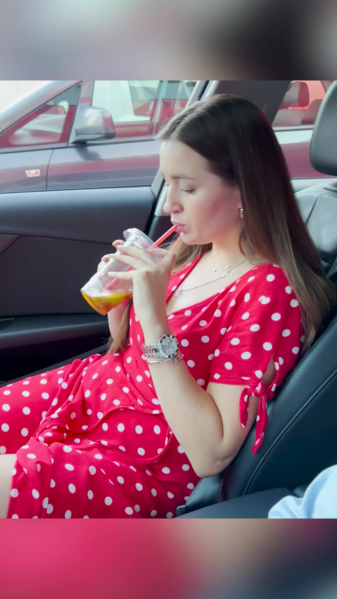 How long does it take for women to change clothes? — Wait Until You See What Happens Next