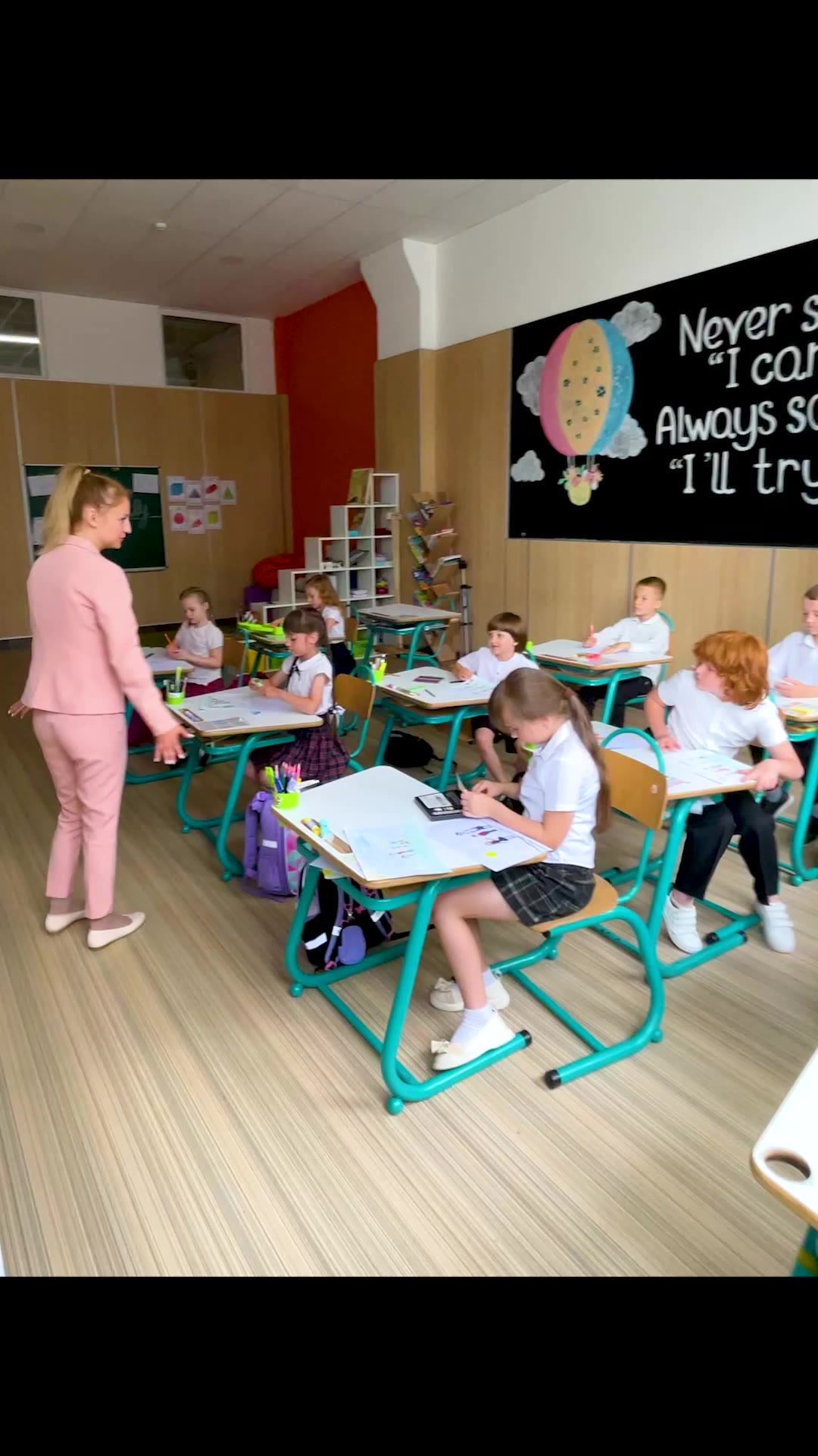 Bully is put in his place once whole class unites — Wait Until You See What Happens Next