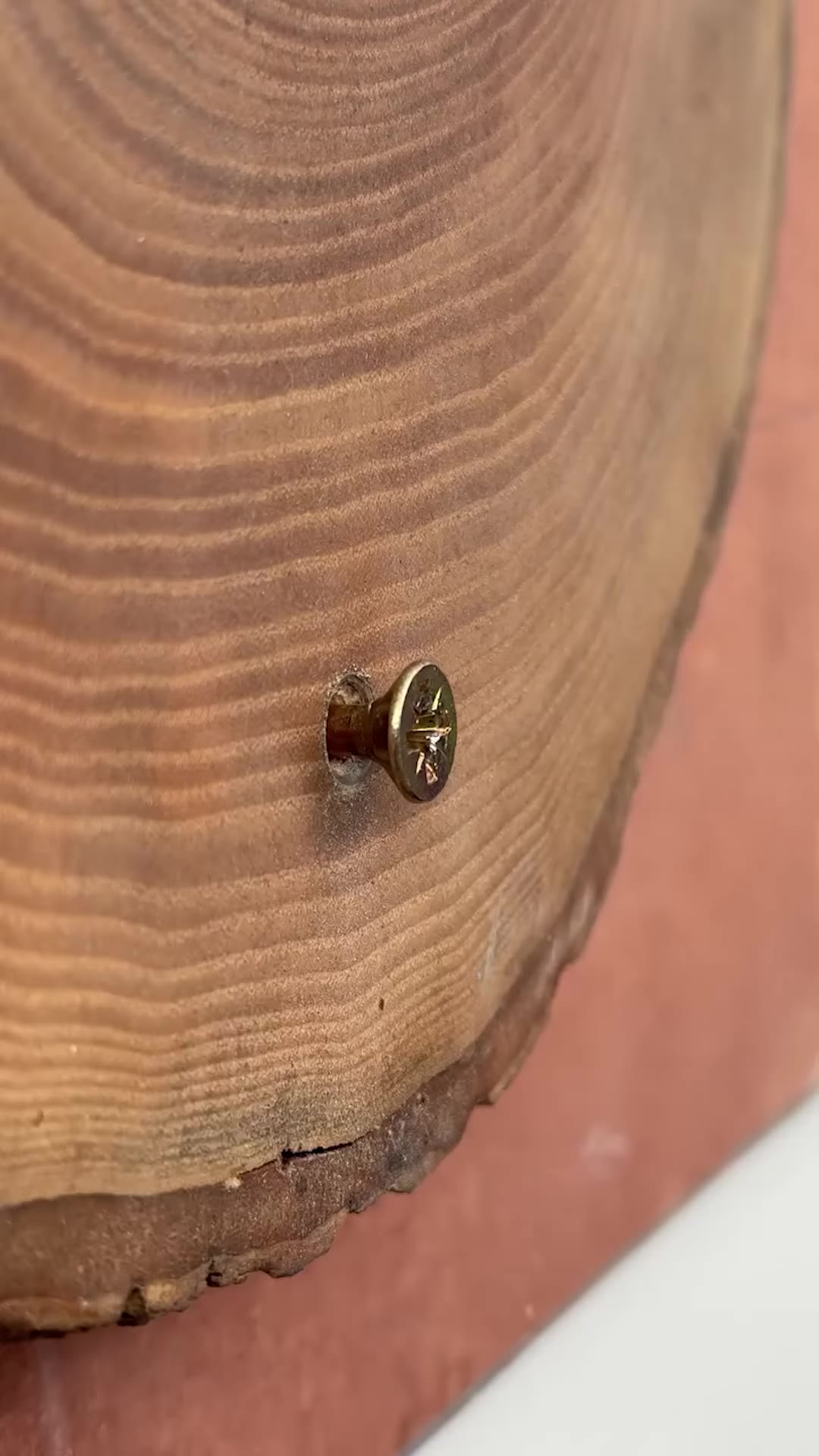 Effective Hack for Screw Drilling.mp4