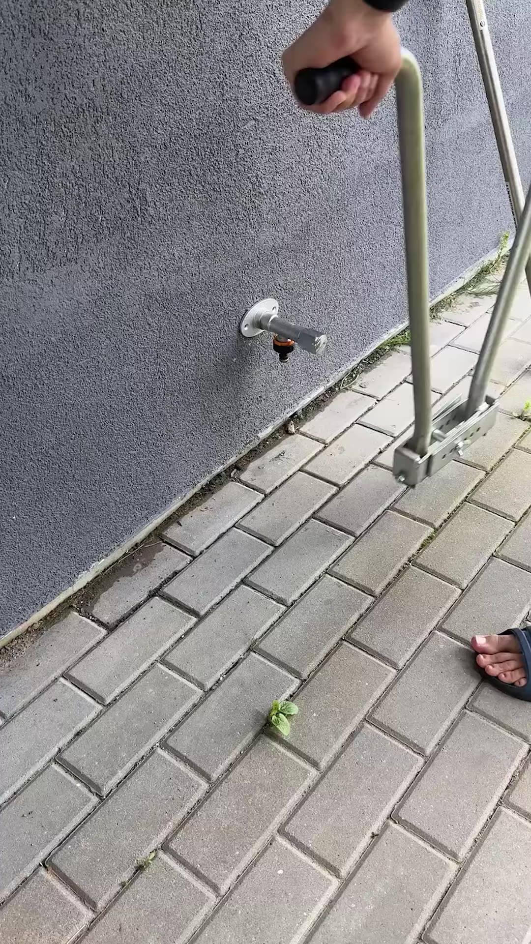 Smart Single Tile Replacement Trick Without Dust! 📐🧱 #shorts