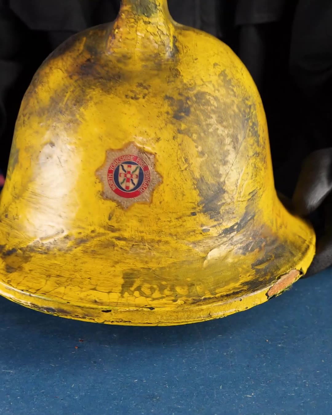 Restoring a firefighter helmet that sat unused for decades!