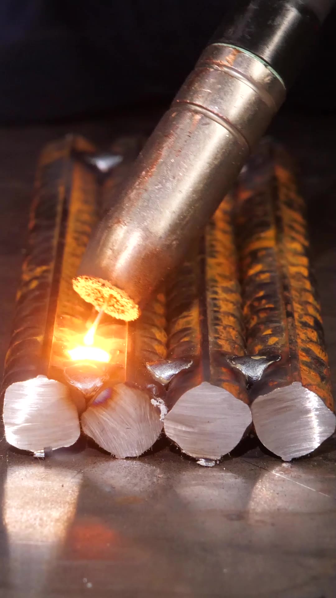 Building a rugged hammer from rebar