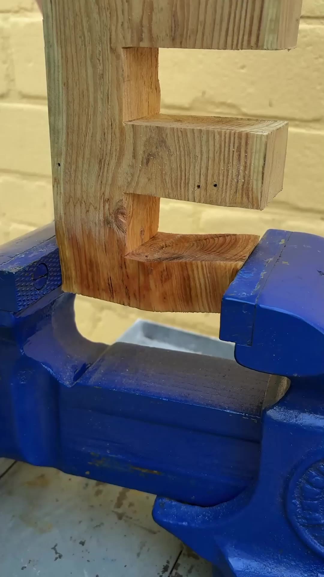 Amazing wood bending!