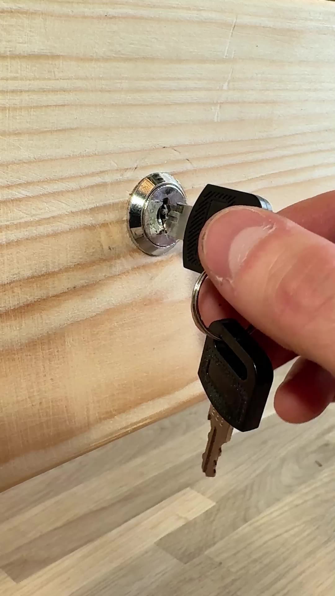 Life Saving Key Removal Hack 🔑