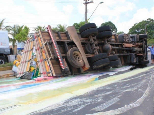 Truck with 14 Tons of Paint Rolls Over Painting the Road in Vibrant Colors