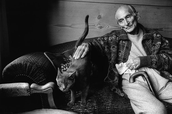 famous-artists-and-their-cats-19