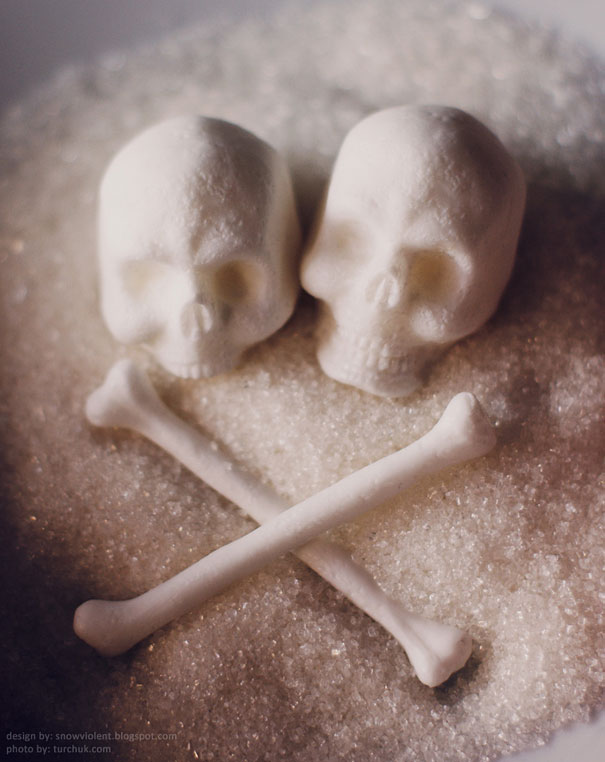 sugar-skulls-snow-violent-1
