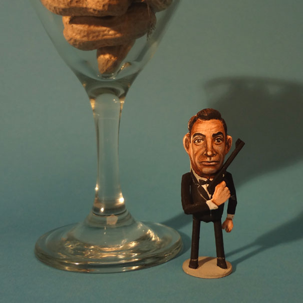 27 Famous People Made From Peanuts