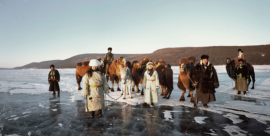 Stunning Portraits Of The World's Remotest Tribes Before They Pass Away (46 pics)
