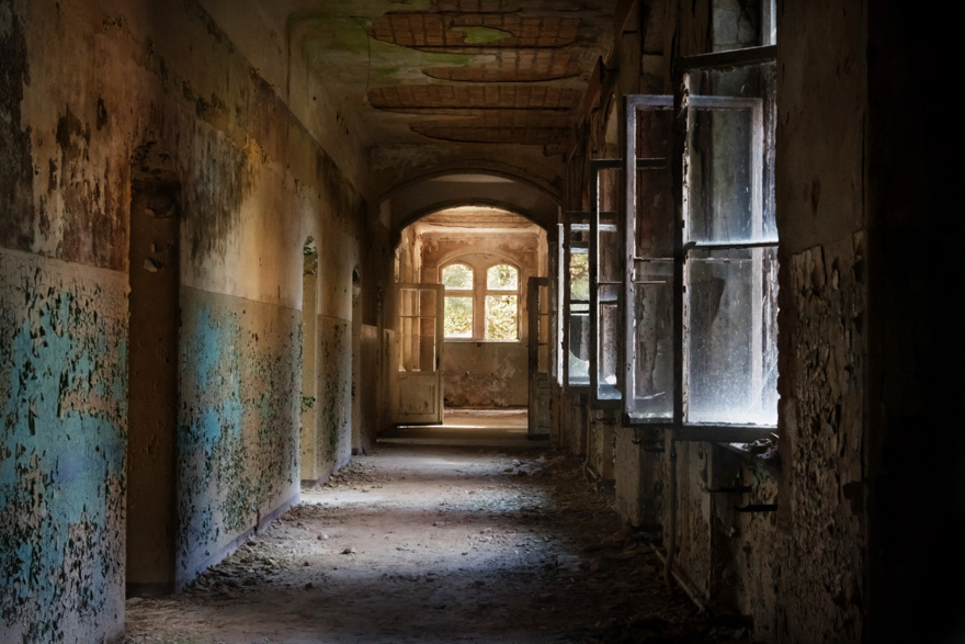 Hitler's Hospital: The Phantom Sanatorium