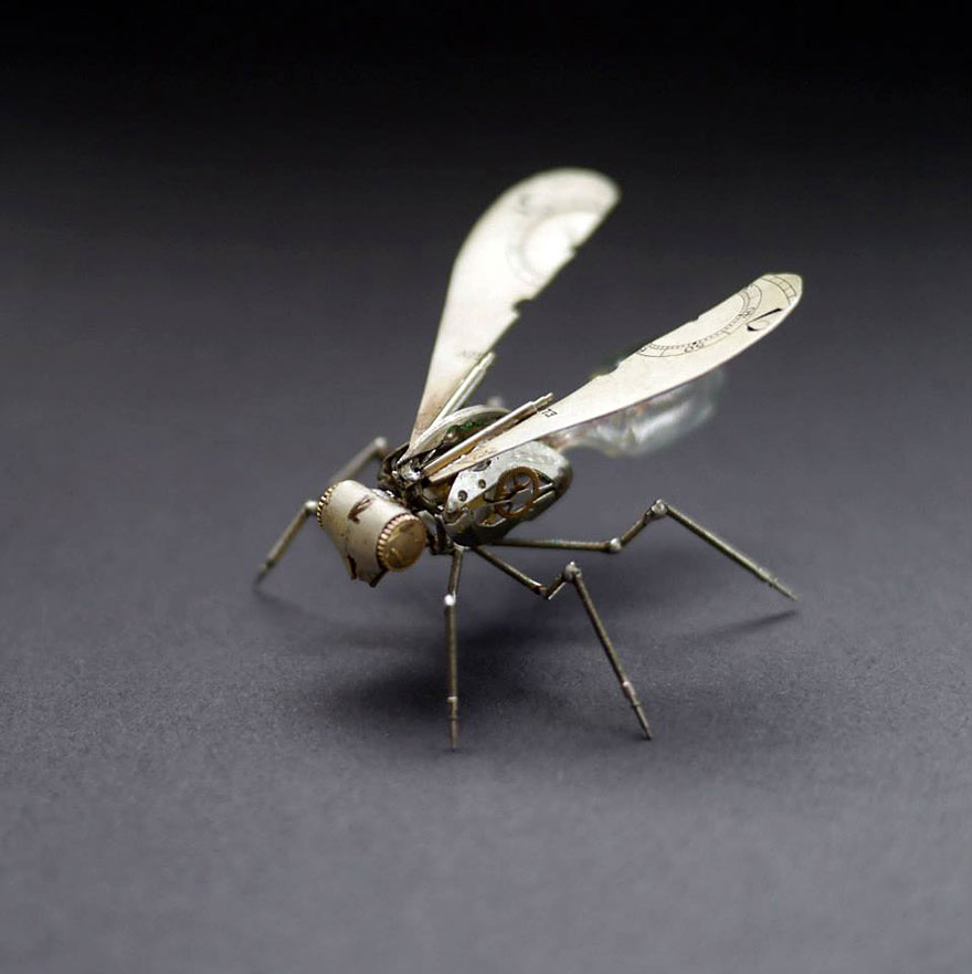 Artist Constructs Spine-Chilling Insects And Spiders From Recycled Watch Parts 