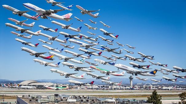 Photographer Captures 8 Hours’ Worth Of Plane Take-offs In Single Image