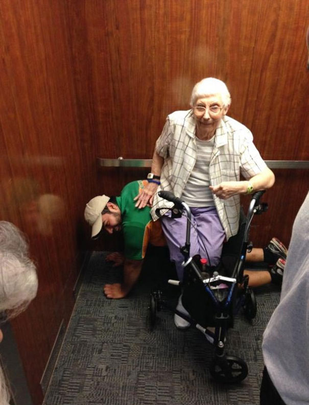 human-bench-elderly-woman-elevator-cesar-larios-1