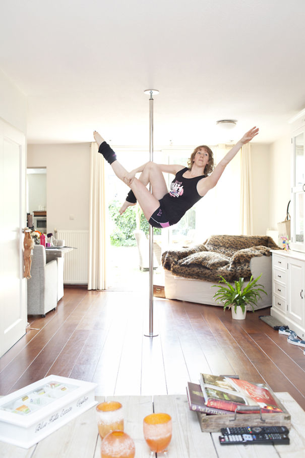 Photoseries: Pole Fitness At Home