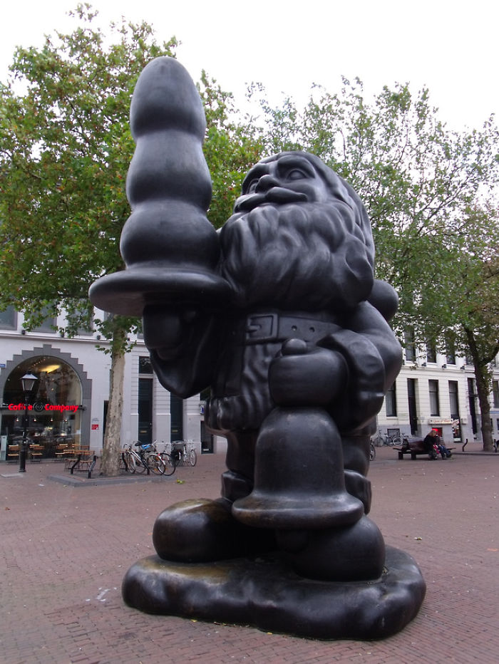 Rotterdam, Netherlands - Butt Plug Santa