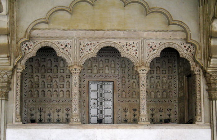Islamic Mughal Art - Sheesh Mahal