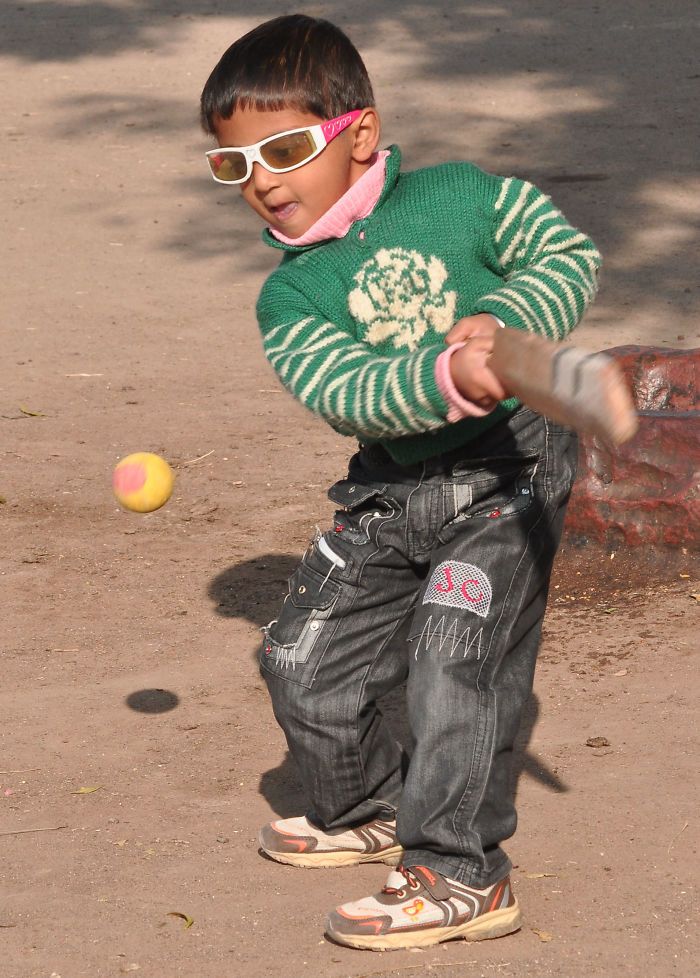 Child Playing Cricket Bikaner