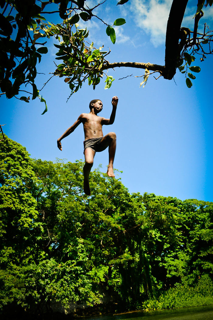 Jumping (dominican Republic)