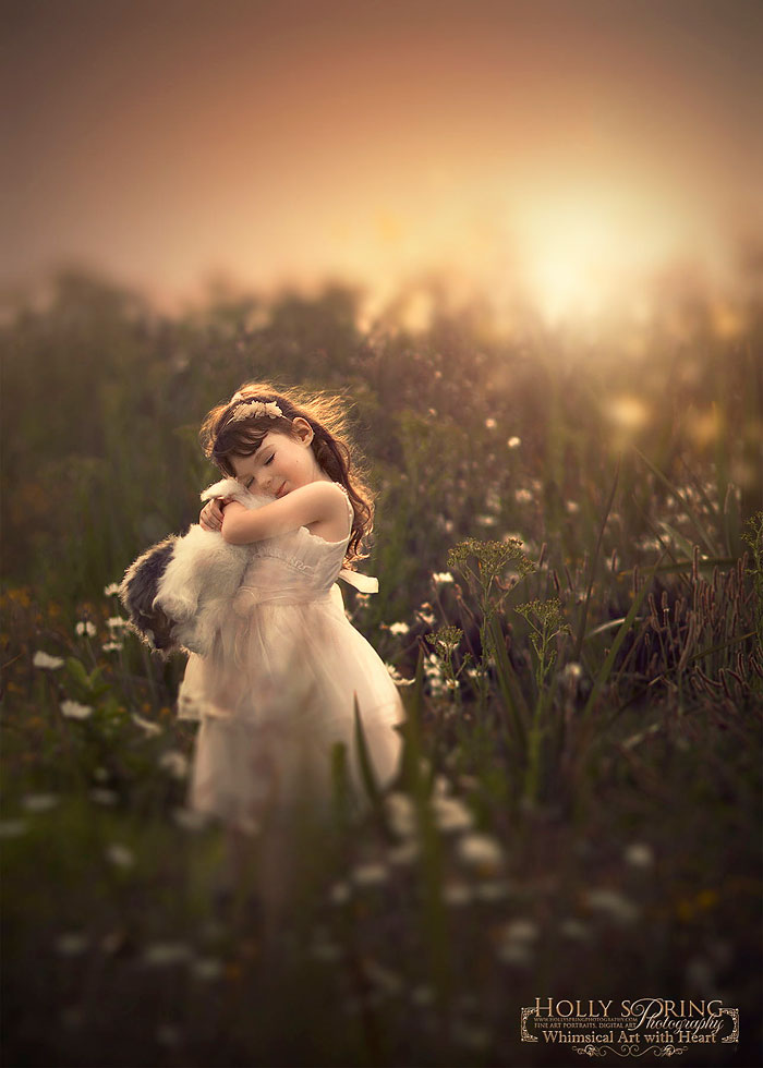 Mother Takes Inspiring Photos Of Her Beautiful One-Handed Daughter