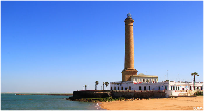 Faro De Chipiona, Cádiz (google Maps 36.737922, -6.442317) Spain