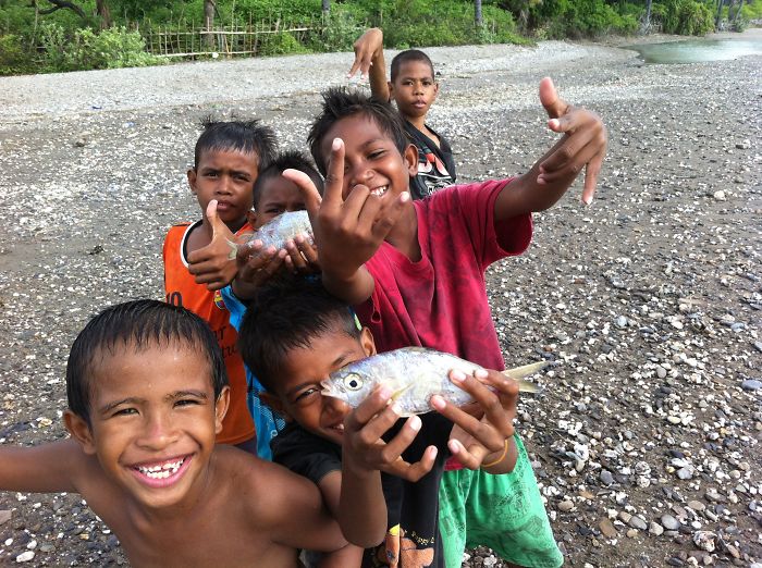 Timor-leste // Selling Fish // R. Martyniecki