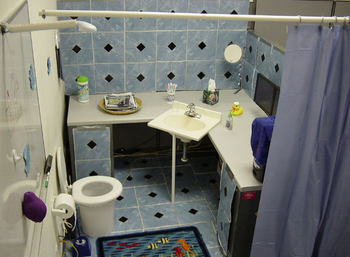 Cubicle Turned Into A Bathroom