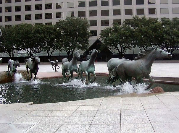 Amazing Fountain of Running Horses at Las Colinas