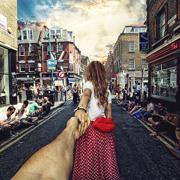 Photographer Continues to Follow His Girlfriend Around The World