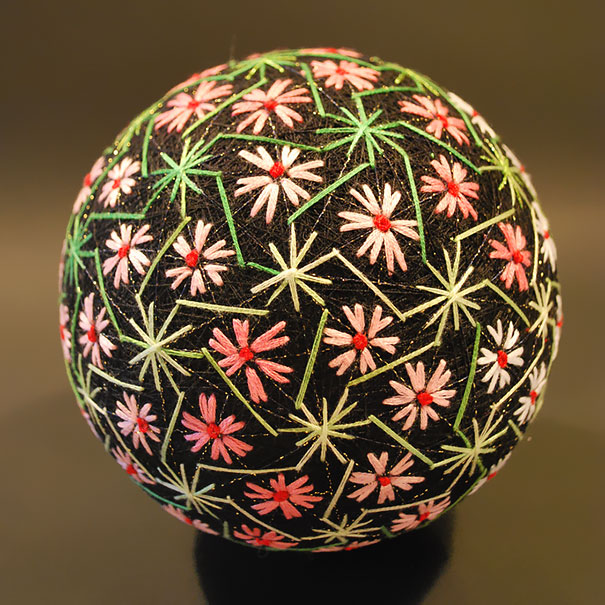 grandmother-embroidered-temari-balls-japan-19