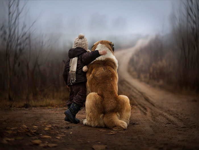 Russian Mother Takes Magical Pictures of Her Two Kids With Animals On Her Farm