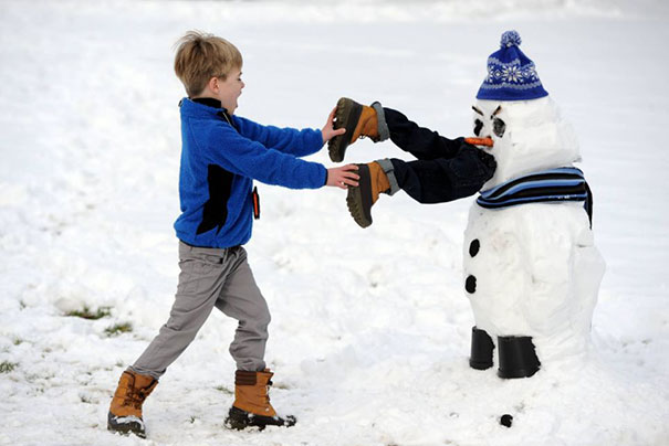 These 30 Crazy Snowman Ideas Would Make Calvin And Hobbes Proud