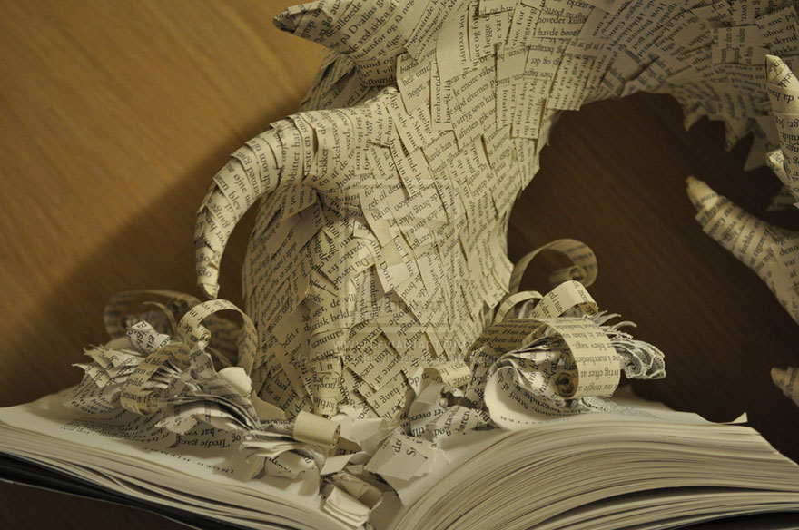 Artist Summons ‘Smaug the Dragon’ From Pages of ‘The Hobbit’