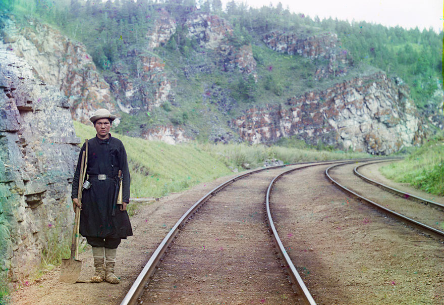 colored-vintage-photos-russia-24