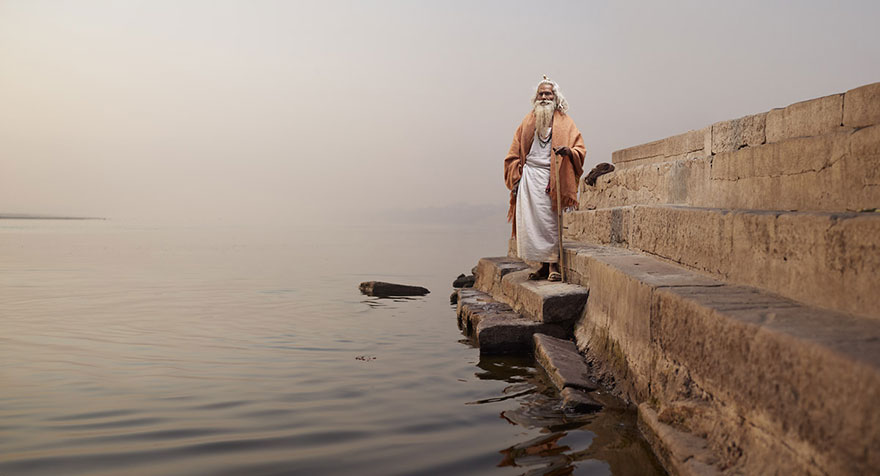 India's Holy Men In Powerful Portraits By New York-Based Photographer Joey L