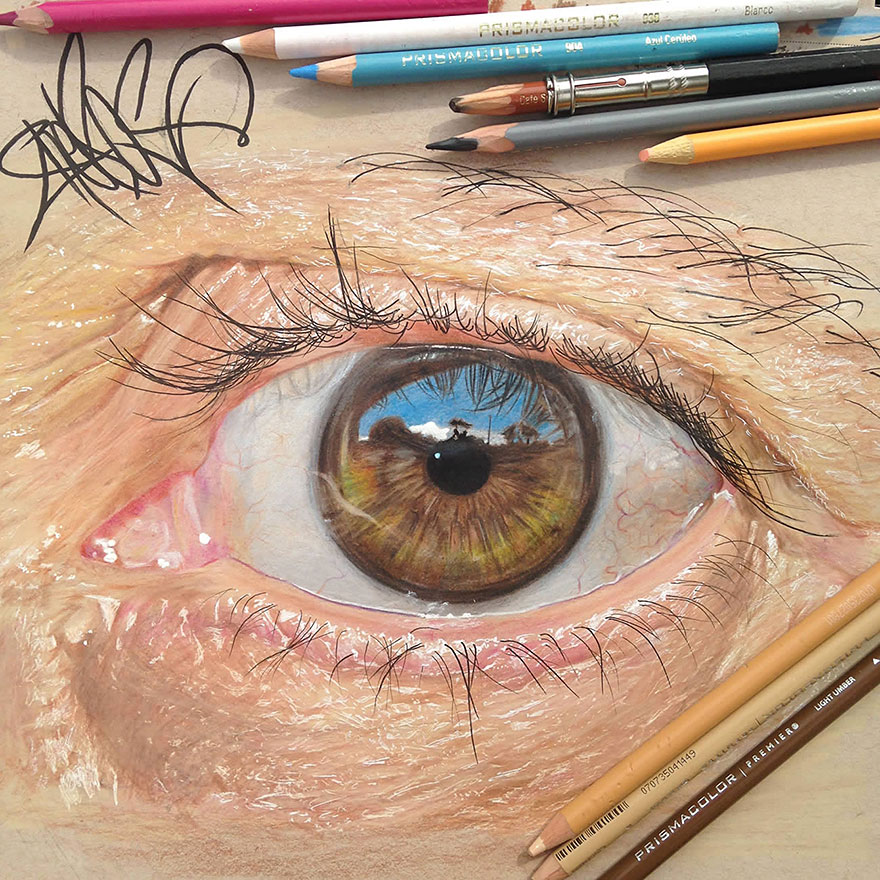 19-Year-Old Artist Draws Unbelievably Realistic Eyes Using Just Colored Pencils