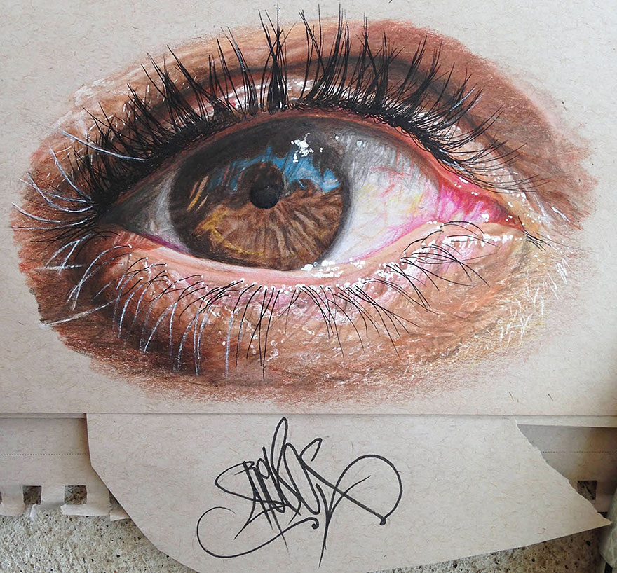 19-Year-Old Artist Draws Unbelievably Realistic Eyes Using Just Colored Pencils
