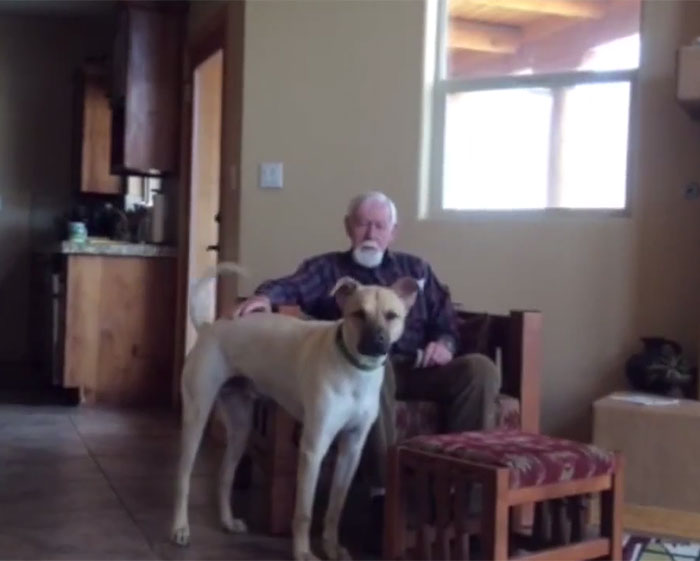 This Father Has Non-Verbal Alzheimer’s And Only His Dog Can Make Him Talk