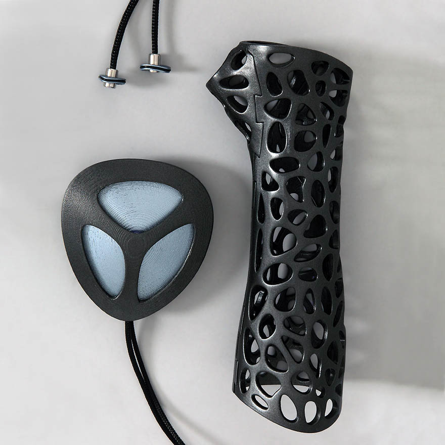3D-Printed Plastic Cast Looks Awesome And Uses Ultrasound To Heal Broken Bones Faster