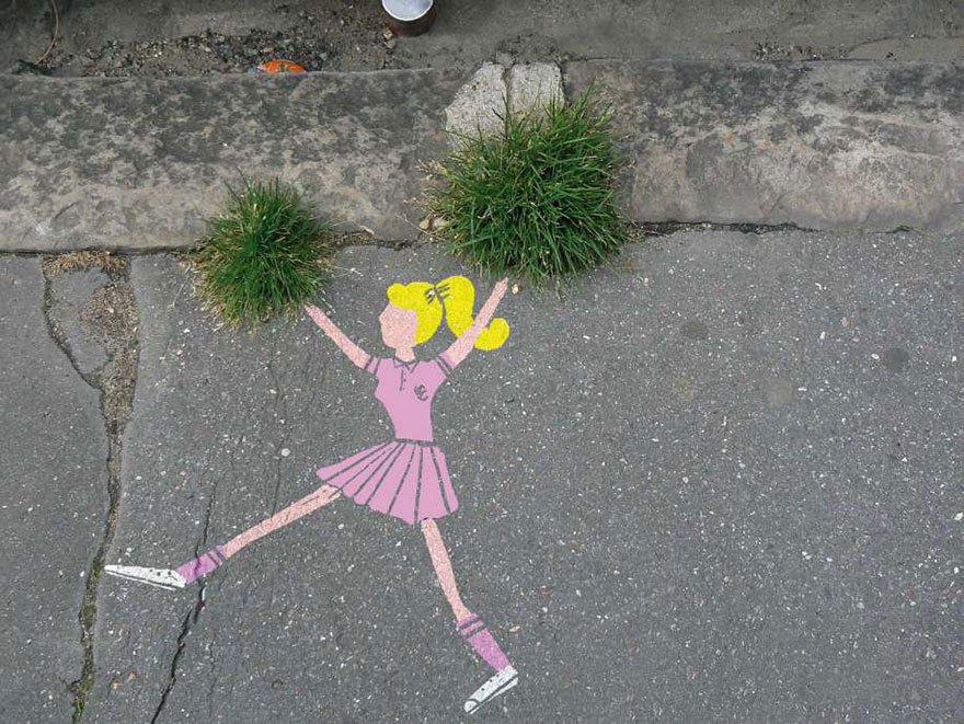 28 Pieces Of Street Art That Cleverly Interact With Their Surroundings