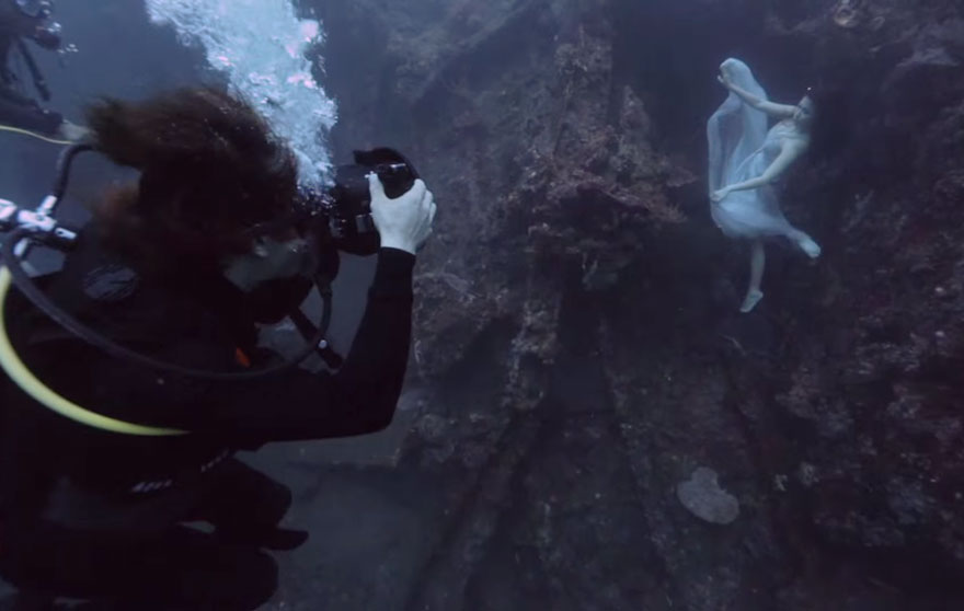 Models Dive 25 Meters To An Underwater Shipwreck In Bali For A Literally Breathtaking Photoshoot