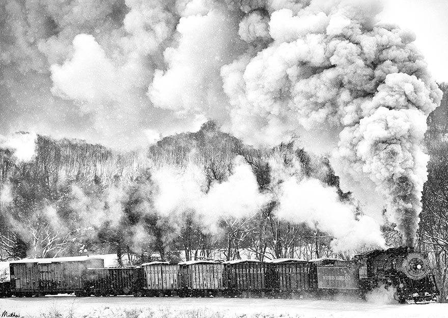 Engineer And Self-Taught Photographer Travels Through The USA Photographing Old Trains