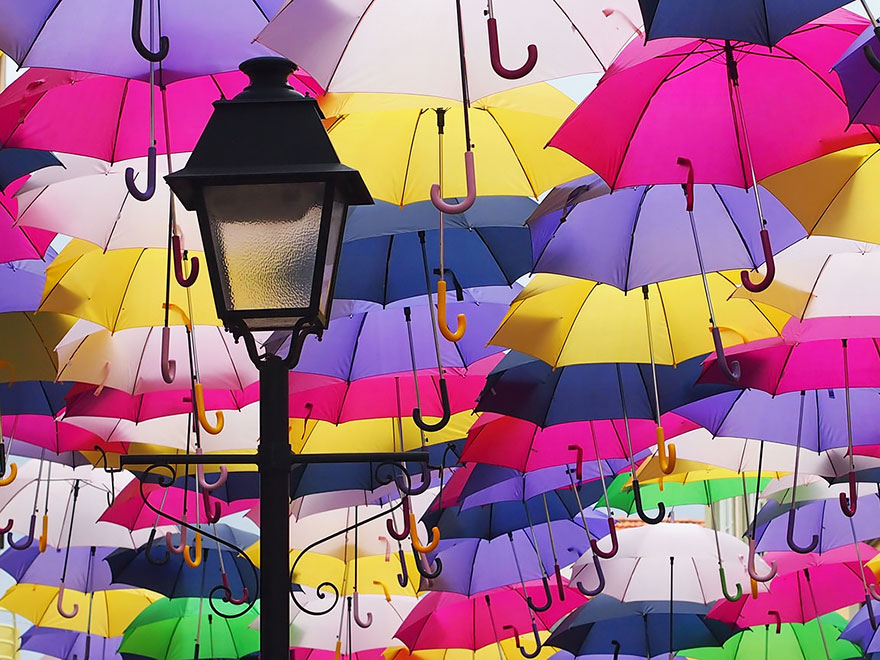 floating-umbrellas-agueda-portugal-2014-5